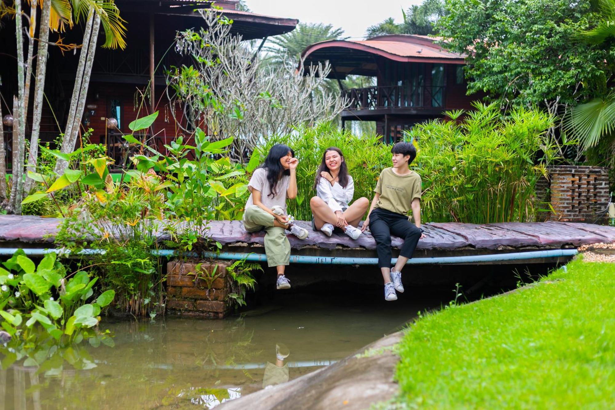 Kaengkrachan Boathouse Paradise Resort Kaeng Kachan Rum bild